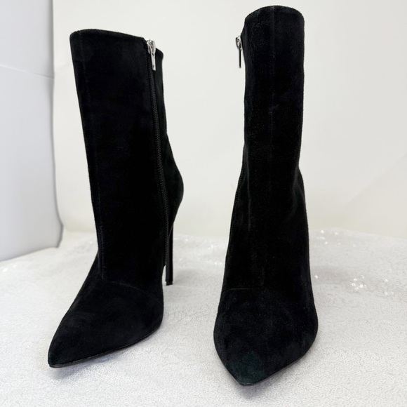 Steve Madden women’s Wagu black suede Boots/ Booties / Ankle Boots size 7.5 - Picture 7 of 15